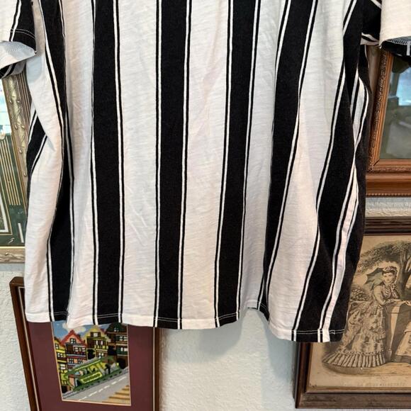 Vintage 90s Guess Originals Black And White Striped Skate Surfing Shirt Size L - Picture 4 of 6